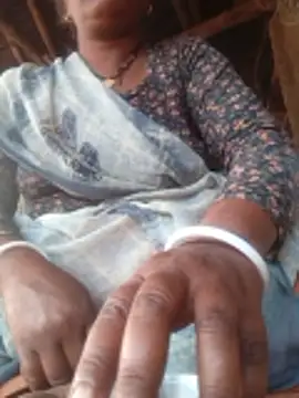 Ishwariya Hatwal online show from 10/16/25, 02:12