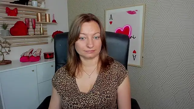 Snapshot of angelaSamt chatting on 07/14/26, 05:34 angelaSamt online show from 07/14/26, 05:34