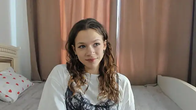 VelvetRisque online show from 02/06/26, 06:29