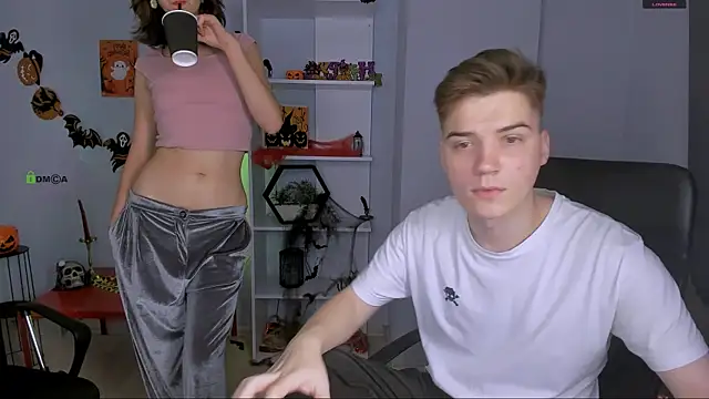 kitniss dreamy online show from 10/29/25, 08:21