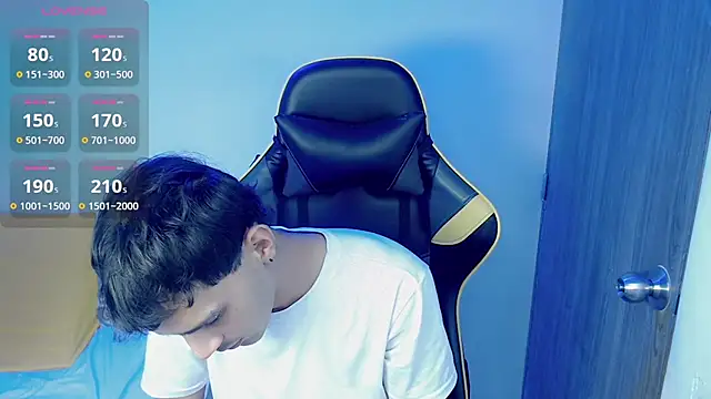 Snapshot of yankees_ chatting on 09/14/25, 04:00 yankees online show from 09/14/25, 04:00