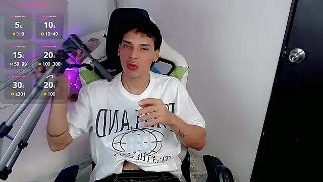 Snapshot of yankees_ chatting on 09/26/25, 04:38 yankees online show from 09/26/25, 04:38