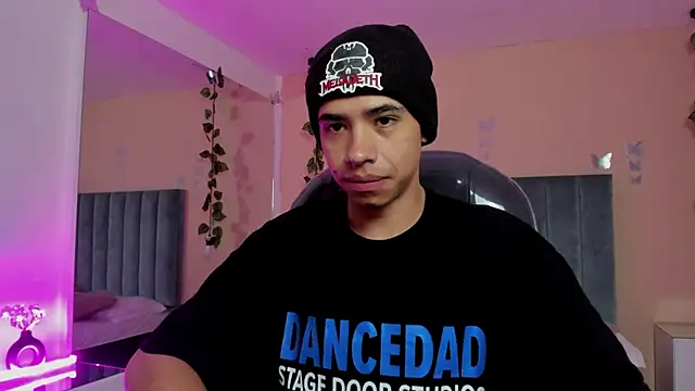 Muscle Scott online show from 11/16/25, 01:39