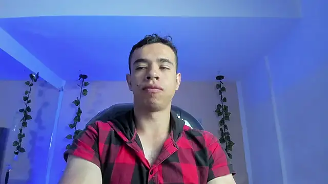 Muscle Scott online show from 02/05/26, 01:16