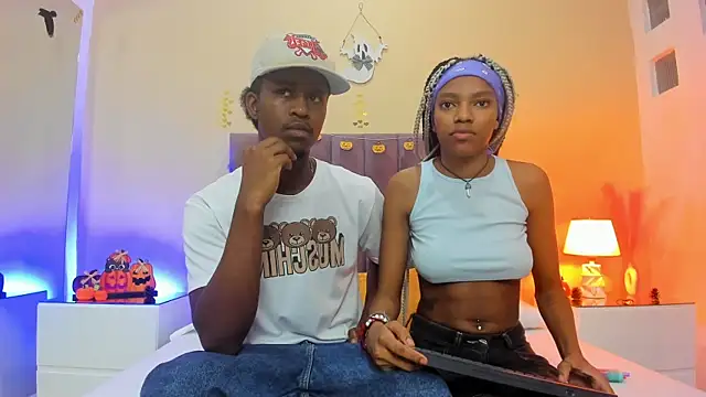 Kiaraa y Her Crazy online show from 10/18/25, 04:48