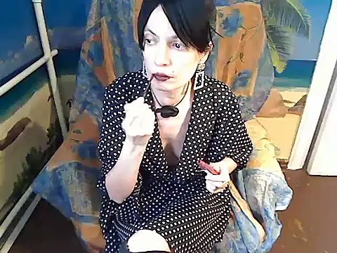 Snapshot of Bastet12 chatting on 06/16/26, 11:46 Bastet12 online show from 06/16/26, 11:46