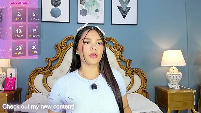 HatsaJones online show from 02/18/26, 04:08