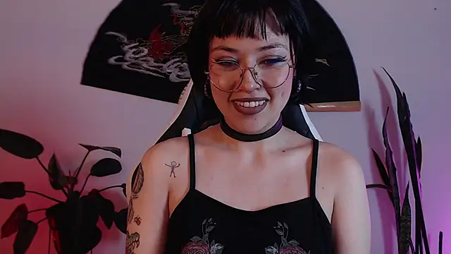 Ellyuwuw online show from 02/13/26, 11:45