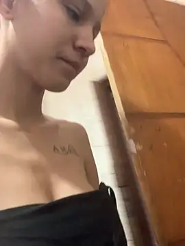 natysapeka12 online show from 09/15/25, 03:01