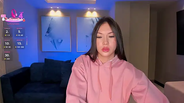 Snapshot of AnnaHoffman_ chatting on 10/03/25, 02:14 AnnaHoffman  online show from 10/03/25, 02:14