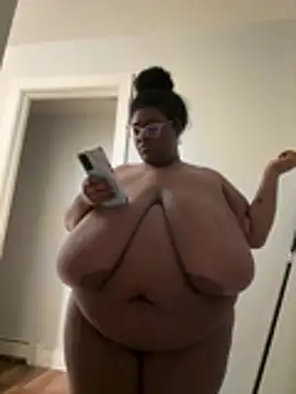 bunbun420247 online show from 02/15/26, 04:20