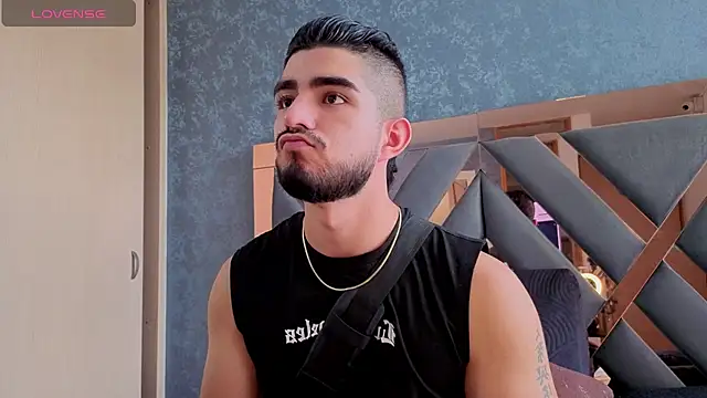 zayn maximoff online show from 10/14/25, 05:47