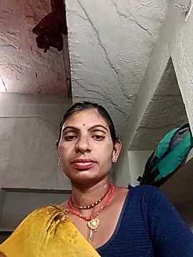 Snapshot of Mansi_ji chatting on 10/19/25, 03:01 Mansi ji online show from 10/19/25, 03:01
