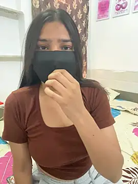 Snapshot of Sex_Queen_aaraya chatting on 05/24/26, 09:47 Sex Queen aaraya online show from 05/24/26, 09:47