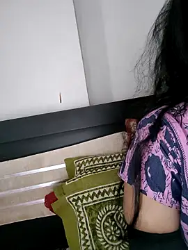 Deepa Sharma143 online show from 10/16/25, 01:39