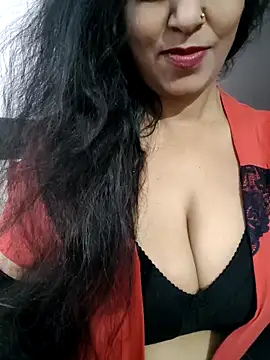 Deepa Sharma143 online show from 04/07/26, 06:03