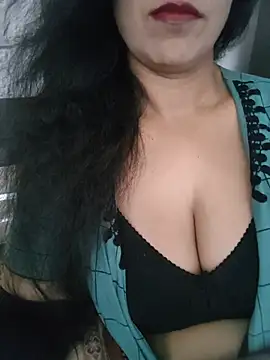 Deepa Sharma143 online show from 05/22/26, 01:57