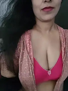 Snapshot of Deepa_Sharma143 chatting on 07/12/26, 09:22 Deepa Sharma143 online show from 07/12/26, 09:22