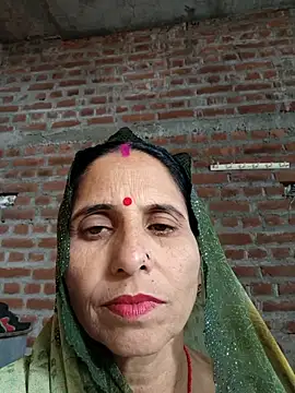 Snapshot of Hot_liya54 chatting on 09/18/25, 07:21 Hot liya54 online show from 09/18/25, 07:21