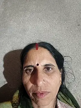 Snapshot of Hot_liya54 chatting on 10/29/25, 03:20 Hot liya54 online show from 10/29/25, 03:20