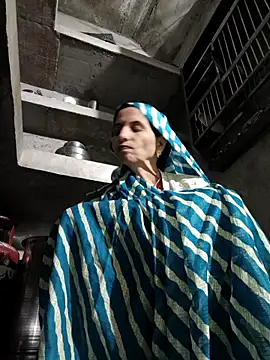 Snapshot of Hot_liya54 chatting on 10/30/25, 03:30 Hot liya54 online show from 10/30/25, 03:30