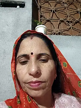 Snapshot of Hot_liya54 chatting on 10/31/25, 01:50 Hot liya54 online show from 10/31/25, 01:50