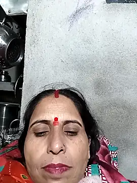 Snapshot of Hot_liya54 chatting on 11/10/25, 08:52 Hot liya54 online show from 11/10/25, 08:52