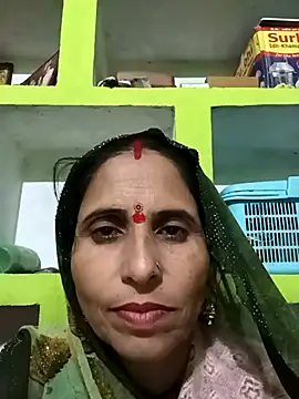 Snapshot of Hot_liya54 chatting on 11/18/25, 04:50 Hot liya54 online show from 11/18/25, 04:50