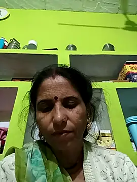 Snapshot of Hot_liya54 chatting on 11/21/25, 11:25 Hot liya54 online show from 11/21/25, 11:25