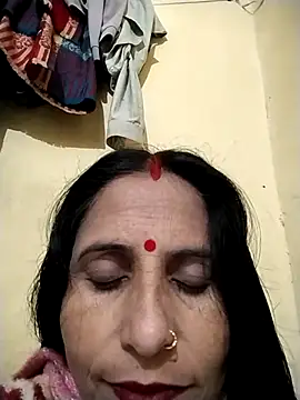 Snapshot of Hot_liya54 chatting on 12/17/25, 07:25 Hot liya54 online show from 12/17/25, 07:25