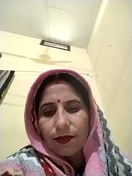 Snapshot of Hot_liya54 chatting on 01/07/26, 05:54 Hot liya54 online show from 01/07/26, 05:54