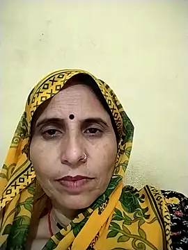 Snapshot of Hot_liya54 chatting on 02/11/26, 05:45 Hot liya54 online show from 02/11/26, 05:45