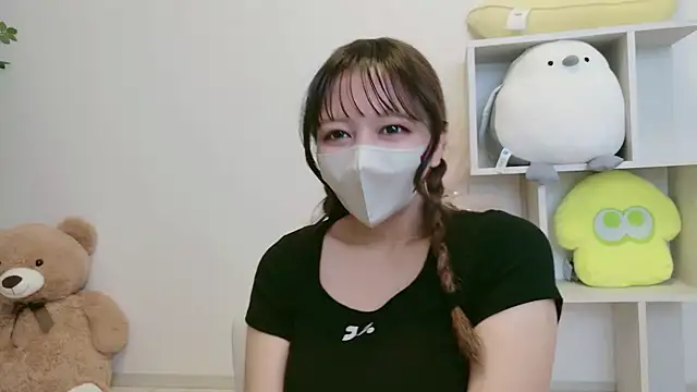 JP Momo o0 online show from 10/02/25, 07:15