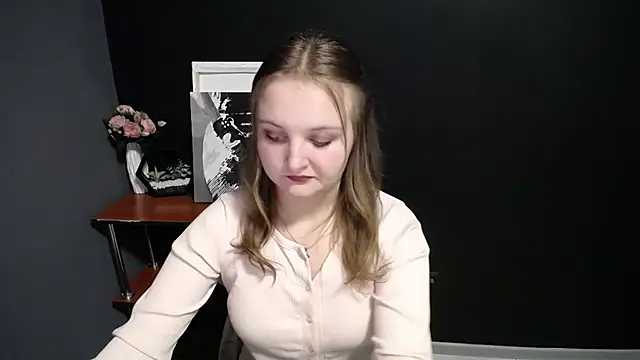 Mystic nikole online show from 10/07/25, 12:35