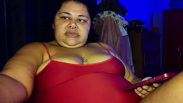 Snapshot of xlatinastar chatting on 06/06/26, 04:01 xlatinastar online show from 06/06/26, 04:01