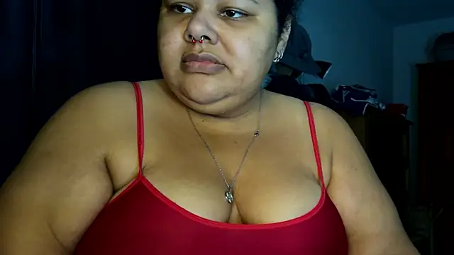 Snapshot of xlatinastar chatting on 06/11/26, 07:01 xlatinastar online show from 06/11/26, 07:01