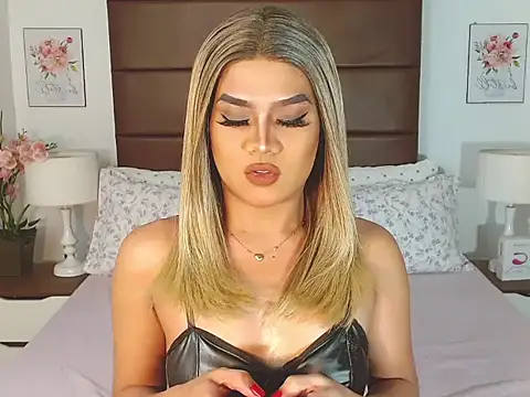 PlayfullBella online show from 04/14/26, 09:21