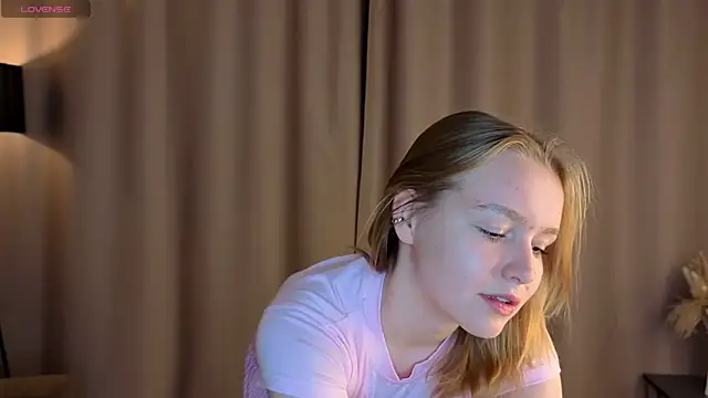 VinnieSerrano online show from 10/25/25, 02:02