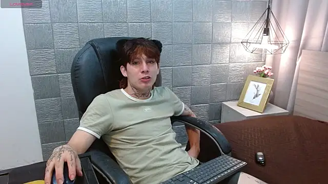 Iantwink18 online show from 09/22/25, 01:02