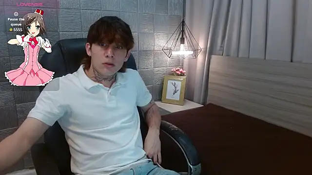 Iantwink18 online show from 10/02/25, 07:32