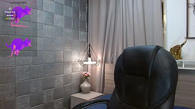 Iantwink18 online show from 10/29/25, 08:43