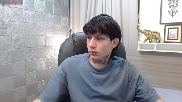 Iantwink18 online show from 11/14/25, 03:27