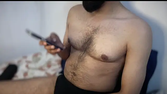 yourhunk69 online show from 04/19/26, 05:12