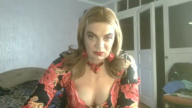 NiraFrost online show from 04/21/26, 05:39