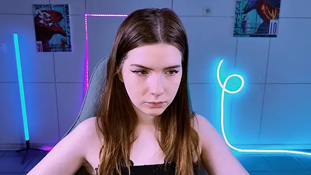 AliceCUNTach online show from 09/18/25, 05:09