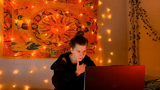 AliceCUNTach online show from 02/08/26, 05:11