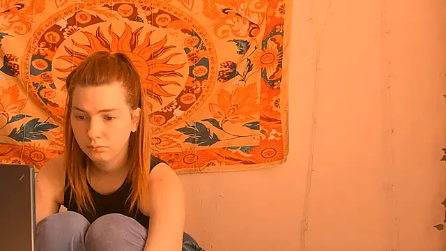 Snapshot of AliceCUNTach chatting on 06/03/26, 05:10 AliceCUNTach online show from 06/03/26, 05:10