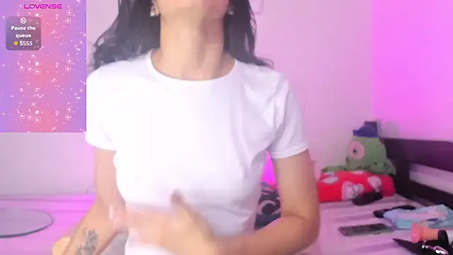 lustlunna online show from 12/16/25, 01:43