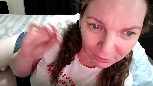 aussiepeaches online show from 01/17/26, 01:49