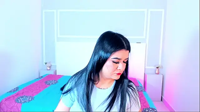 TianaGlow26 online show from 09/26/25, 03:43